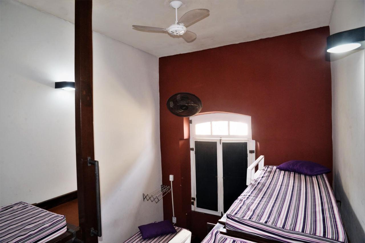 Laranjeiras Hostel ซัลวาดอร์ ภายนอก รูปภาพ