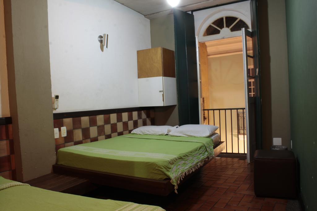 Laranjeiras Hostel ซัลวาดอร์ ภายนอก รูปภาพ