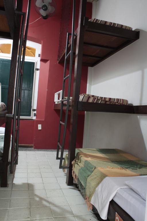 Laranjeiras Hostel ซัลวาดอร์ ภายนอก รูปภาพ