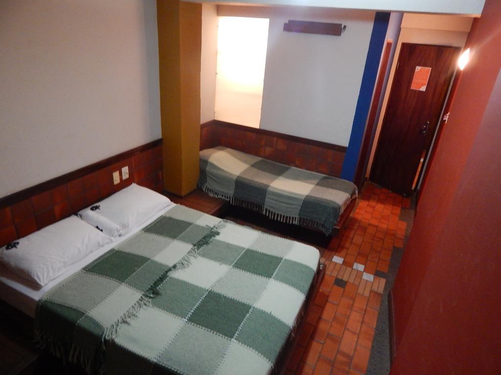 Laranjeiras Hostel ซัลวาดอร์ ภายนอก รูปภาพ